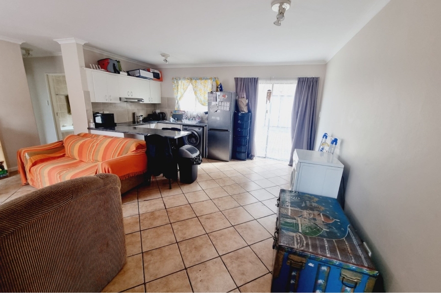 2 Bedroom Property for Sale in Parklands Western Cape